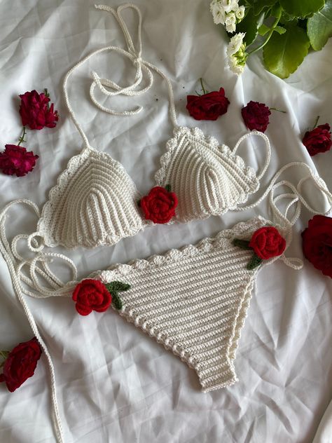 Crochet Rose Top, Bathing Suit Crochet, Crochet Bathing Suit, Swimsuit Crochet, Triangle Crochet, Crochet Bikinis, Crochet Lingerie, Handmade Bikinis, Crochet Bathing Suits