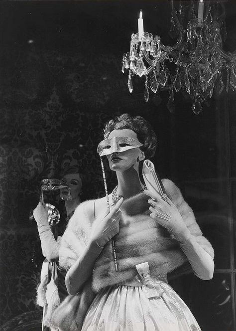 n-o-i-r-w-h-i-t-e: “ Fifth Avenue reflection, NYC, 1958 Photo: Frank Paulin ” Kino Box, Reflection Photos, A Night At The Opera, Masked Ball, Richard Gere, Masquerade Party, 5th Avenue, Masquerade Ball, Vintage Glamour