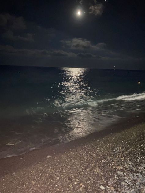 Siren Aesthetic Wallpaper, Luna Core, The Ocean At Night, Late Summer Nights, The Beach At Night, Dark Beach, Ocean At Night, Beach At Night, Beach Night