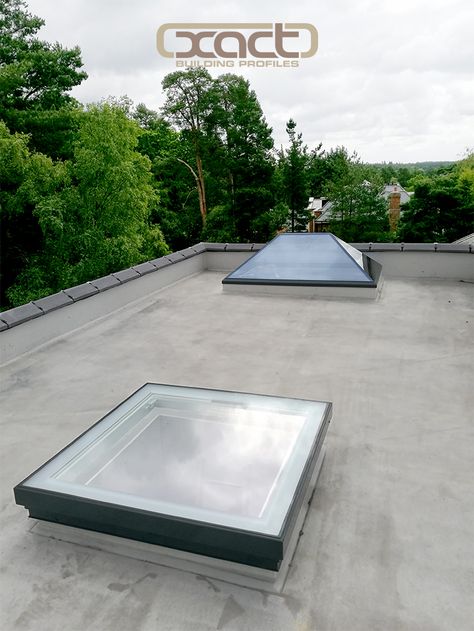 XACT Pure Glass Roof Lantern and the XACT Pure Glass Opening Flat Roof Light installed on a detached property in Sunningdale, Ascot. The frameless roof lantern design has a timeless appeal. Click or tap to find out more... Floor To Roof Windows, Glass Roof Lights, Glass Roof Design Rooftops, Sunroof House Glass Roof, Sky Light Ideas Glass Roof, Roof Glass Design, Sky Light Design, Skylights Ideas Roof Light, Skylight Design Roof Light