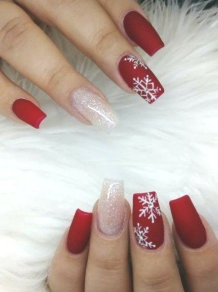 Snowflake Nails. Red Nails. Christmas Nails. Glitter Nails. Acrylic Nails. Nails Natale, Christmas Nails Glitter, Red Nail Art Designs, Unghie Nail Art, Red Christmas Nails, Red Nail Art, Nails Yellow, Nail Art Glitter, Winter Nails Acrylic