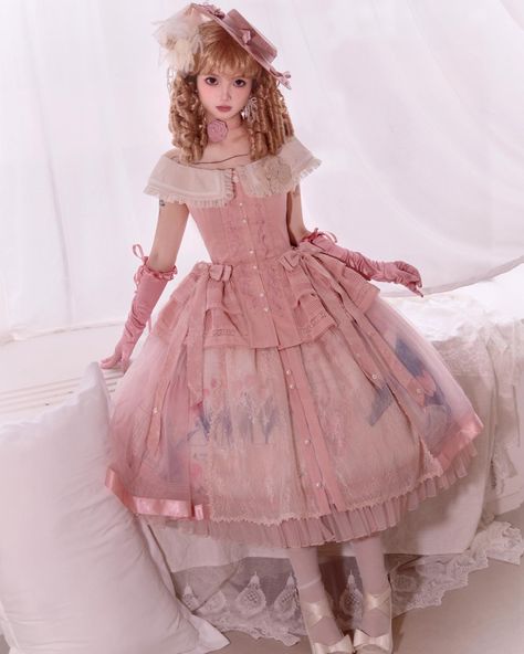 💕Elegant Lolita outfit: skirt with tulip print and top with rose brooch. 👉Search 'T-043' on devilinspired.com #devilinspired #elegantdress #eglcommunity #classicdress #lolitacoord #lolitafashionstyle Lolita Outfit, Lolita Outfits, Rose Brooch, Tulip Print, Classic Dress, Elegant Dress, Tulips, Skirt, Pins