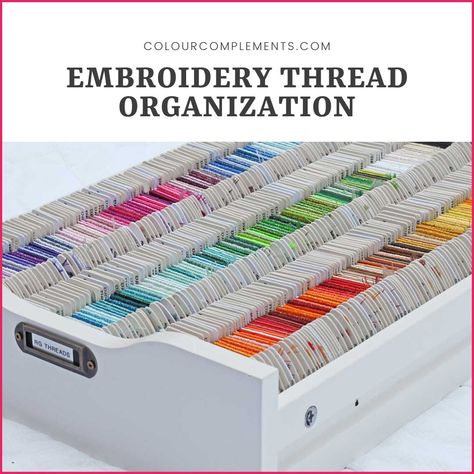 Thread Storage Ideas, Embroidery Thread Storage, Embroidery Floss Storage, Embroidery Floss Crafts, Craft Organisation, Embroidery Bobbins, Bobbin Storage, Thread Organization, Thread Storage