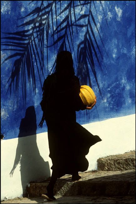 Magnum Photos - 1960s Photography, Bruno Barbey, Classic Photographers, Saul Leiter, Moroccan Art, Arab World, Jw Marriott, French Photographers, Magnum Photos