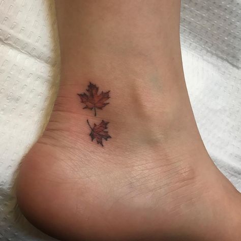 3 Leaves Tattoo, Leaf Art Tattoo, Aspen Leaf Tattoo Small, Pumpkin And Fall Leaves Tattoo, Tiny Fall Tattoos, Fall Leaves Tattoo Autumn, Red Maple Leaf Tattoo, Autumn Inspired Tattoos, Falling Leaf Tattoo