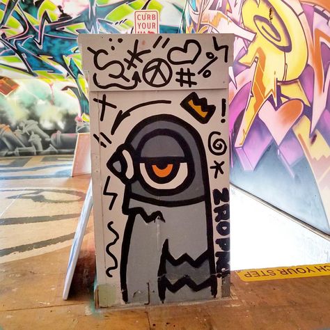 Graffiti Ideas Words, Graffiti Art Pieces, Paint Pen Graffiti Art, Graffiti Ideas Art, Graffiti Astethic, Graffiti Art Characters, Fox Graffiti, Cool Graffiti Art Drawings, Buddha Graffiti