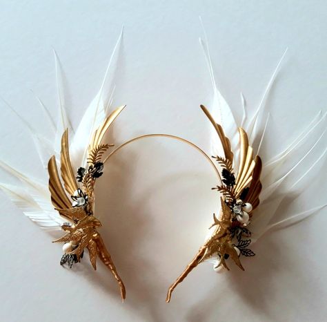 Phoenix Statement Bridal Crown Crystal Halo Crown, Diy Medieval Accessories, Ibong Adarna Costume, Costume Meduse, Diy Feather Headband, Bird Headpiece, Ibong Adarna, Statement Headpiece, Boho Bridal Headpiece