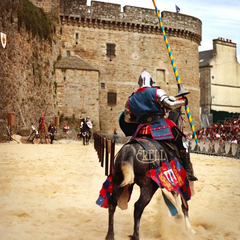 Medieval Tournament Aesthetic, Knights Tournament, Knight Tournament, Dinan France, Jousting Knight, Medieval Tournament, Historical Drawings, Medieval Horse, Noble Knight