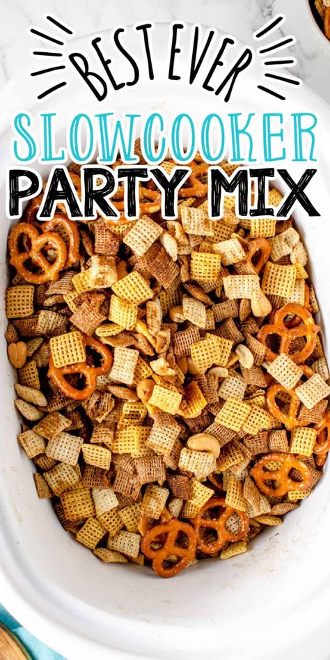 Chex Mix Recipes Crock Pot, Chex Mix Crock Pot, Chex Snack Mix Recipes, Crockpot Snacks, Homemade Chex Mix Recipe, Chex Snack Mix, Chex Mix Recipes Original, Ranch Party, Party Mix Recipe