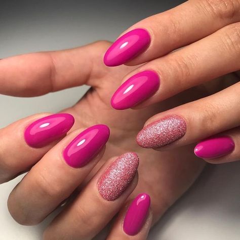 Easy Pink Nails Ideas, Red Pink Gel Nails, Fall Pink Nails 2023, Pink Nails For October, Cute Colourful Nails, Fushia Nails Design, Viva Magenta Nails, Pink Nails With Accent Nail, Magenta Pink Nails