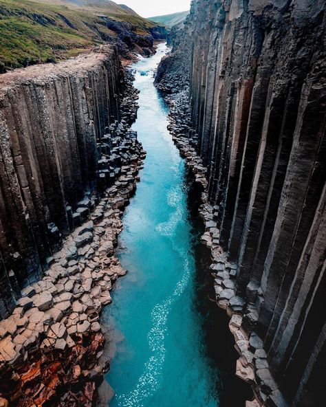 Icelandic Provisions on Instagram: “Stuðlagil Canyon can be found in East Iceland in the Glacier Valley also known as Jökuldalur. It contains the largest number of basalt rock…” East Iceland, Basalt Rock, Natural Phenomena, Animals Of The World, Aerial Photography, Mother Earth, Beautiful World, Iceland, Water