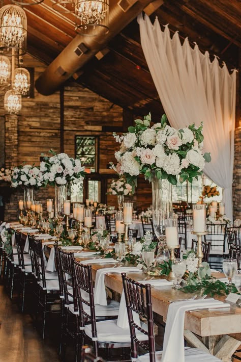 Farmhouse Wedding Ideas Receptions, Elegant Rustic Wedding Ideas Receptions, Sophisticated Rustic Wedding, Rustic And Elegant Wedding Decor, Farmhouse Wedding Flowers, Farmhouse Wedding Venue Ideas, Elegant And Rustic Wedding, Floral Wedding Themes, Ivory Rustic Wedding Decor