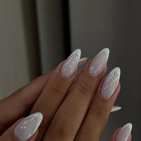 ALBA on Instagram: "Milky, Lunar beauty & Cream puff from @blueskykosova 🧚‍♀️" Milky Winter Nails, Icy Nails Winter, Milky White Christmas Nails, Nails Winter White, White Winter Nail Designs, White Nails Milky, Creamy White Nails, White Nails Winter, Winter Nails White