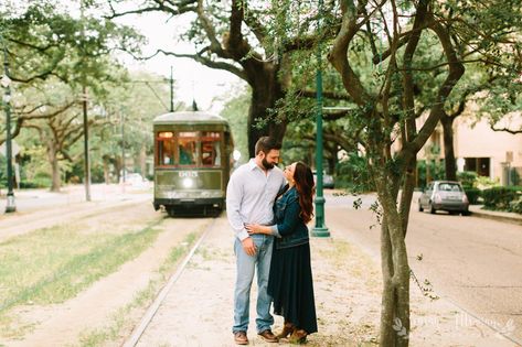 Engagement Photo on New Orleans' St. Charles Ave Streetcar Line. Photo by Sarah Alleman Photography Best Places to Take Engagement Photos in New Orleans Nola Engagement Photos, New Orleans Engagement Pictures, New Orleans Engagement Photos, Diy Engagement Photos, City Park New Orleans, Lake Pontchartrain, Nola Wedding, Engagement Picture Outfits, Engagement Pic