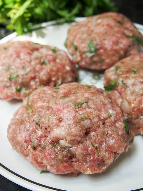 lamb kofte burger ready to cook Lamb Kofte Recipes, Lamb Hamburger Recipes, Greek Lamb Burgers Recipe, Lamb Burger Recipe Easy, Lamb Hamburgers, Lamb Burgers Recipe, Lamb Patties Recipes, Ground Lamb Burger Recipes, Lamb Minced Meat Recipes