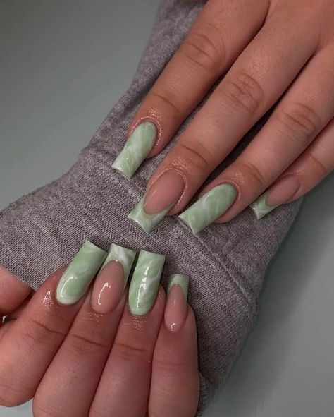 Mint Acrylic Nails Design, Nail Designs Mint Green, Mint Green And White Nails, Green And White Marble Nails, Green Marble Nails Acrylic, Green Marble Nails, White Marble Nails, Mint Green Nails, Mint Nails