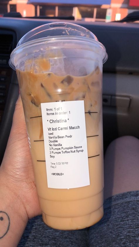 Strong Starbucks Iced Coffee, Drinks To Get At Starbucks, Pumpkin Toffee, Mocha Cookie Crumble, Iced Caramel Macchiato, Starbucks Hacks, Ice Caramel Macchiato, Starbucks Orders, Starbucks Order