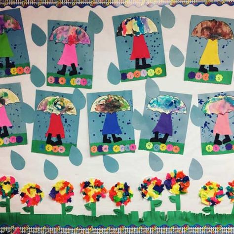 April Craft Ideas, Spring Bulletin Board Ideas, Flower Bulletin Boards, April Preschool, Spring Crafts Preschool, Spring Bulletin, Spring Kindergarten, April Crafts, Spring Art Projects