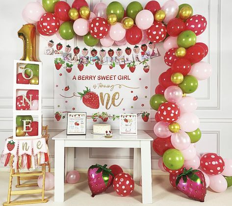 Premium Quality & Best Bang for Your Buck - Our sweet one first birthday party decorations are made from premium quality materials. Everything you’ve ever thought of for your baby girl's one year old birthday party is now in this set, eliminate the need to go-shopping for individual elements(otherwise ending up spending more money and wasting more time). One Year Birthday Party Ideas Girl, One Year Old Girl Birthday Theme, Baby Girl 1st Birthday Party Themes, One Year Old Birthday Party Girl, Berry First Birthday Party, Strawberry 1st Birthday, Bd Cake, Sweet One Birthday, Baby First Birthday Themes