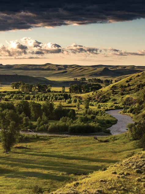 Montana Colorado Idaho and Wyoming Ranches for Sale - Hall and Hall Texas Scenery, Oregon Aesthetic, Montana Cabin, Colorado Ranch, Montana Ranch, Farm Land, Ranches For Sale, Ranch Farm, Bozeman Montana