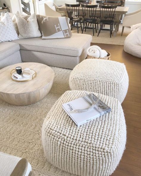 Pouf Ottoman Living Room, Living Room With Ottoman, Pouf Seating, Fixer Upper Living Room, Square Pouf Ottoman, Living Room Pouf, Ottoman Decor, Deco Studio, Square Pouf