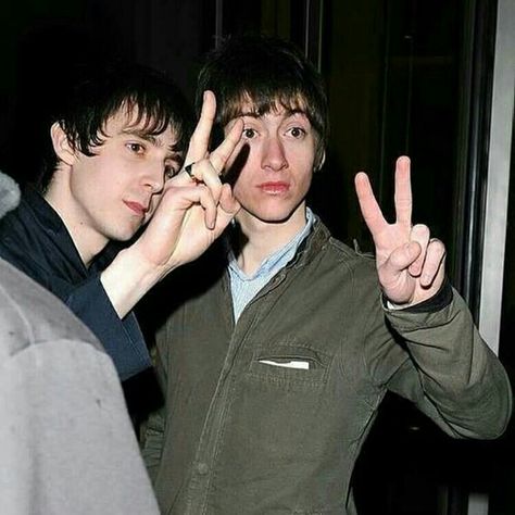 Miles Kane And Alex Turner, Alex And Miles, Alex Turner And Miles Kane, Alex Turner Miles Kane, Miles Kane, Katsuki Yuri, The Last Shadow Puppets, Monkey 3, Last Shadow