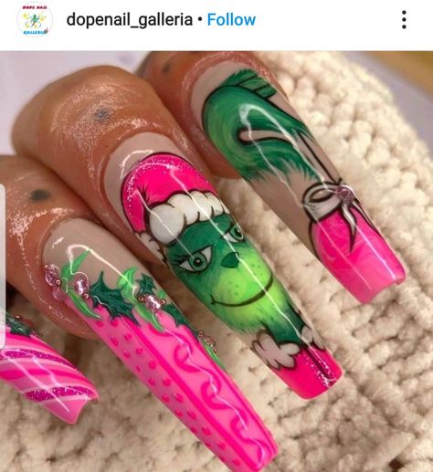 Nails Art Christmas, Best Christmas Nails, Grinch Nails, Christmas Nails Art, Nail Art Designs 2023, Christmas Nail Polish, Acrylic Nail Set, Glamour Nails, Matte Nails Design