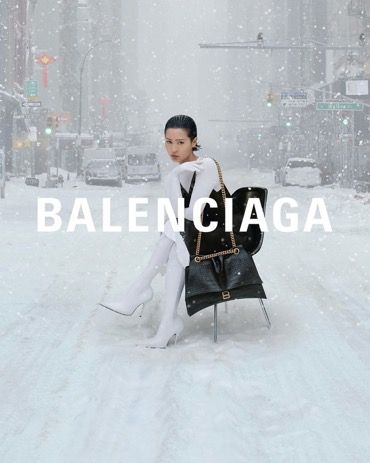 Balenciaga Aesthetic Outfit, Balenciaga Campaign, Balenciaga Aesthetic, Modeling Outfits, Beauty Advertising, Cold Fashion, Alexa Demie, Elegant Outfit Classy, High Fashion Photography