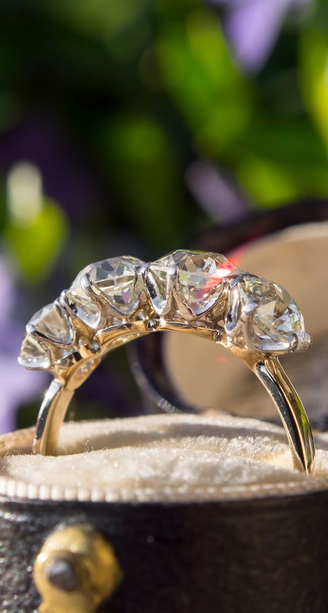 4 Stone Diamond Ring Design, 4 Stone Ring Design, Old Rings Vintage Gold, 4 Diamond Ring Design, 4 Stone Diamond Ring, Gold Band Wedding Ring, European Cut Diamond Ring, Ring Crown, Moissanite Vs Diamond