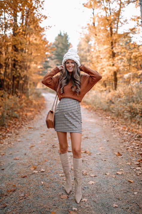 Every fall/winter wardrobe needs a great pair of tall boots and these are my go to pair! Prego Outfits, Fall Maternity Outfits, Casual Maternity Outfits, Winter Maternity Outfits, Trendy Maternity Outfits, Cute Thanksgiving Outfits, Winter Maternity, Cute Maternity Outfits, Stylish Maternity Outfits