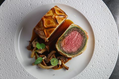 Beef Wellington | Eater's manifesto Red Wine Gravy, Steak Dishes, Beef Fillet, Fine Dining Recipes, Beef Wellington, Fun Group, Bbc Good Food Recipes, Group Games, Easter Hairstyles