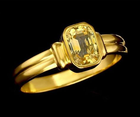 Yellow Sapphire Ring Men, Sapphire Ring Men, Gents Rings, Man Gold Bracelet Design, Best Diamond Rings, Stone Ring Design, Yellow Sapphire Ring, Mens Ring Designs, Gold Finger Rings