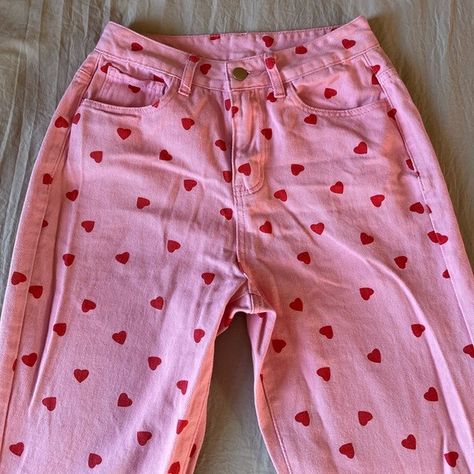 Shop jasmine_allen's closet or find the perfect look from millions of stylists. Fast shipping and buyer protection. Pink & Red Heart Jeans | Small Us 4 Hslot Outfits, Pastel Colors Fashion, Hslot Outfit, Hslot Outfit Ideas, Strawberry Outfit, Heart Jeans, Pattern Jeans, Hslot 2023, Pink Heart Print