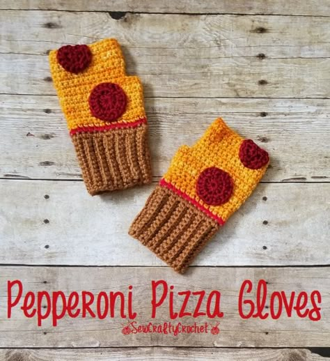 Fingerless Mittens Pattern, Crochet Wrist Warmers, Fingerless Gloves Crochet Pattern, Bruges Lace, Crochet Fingerless Gloves, Crochet Food, Crochet Mittens, Crochet Goodies, Mittens Pattern