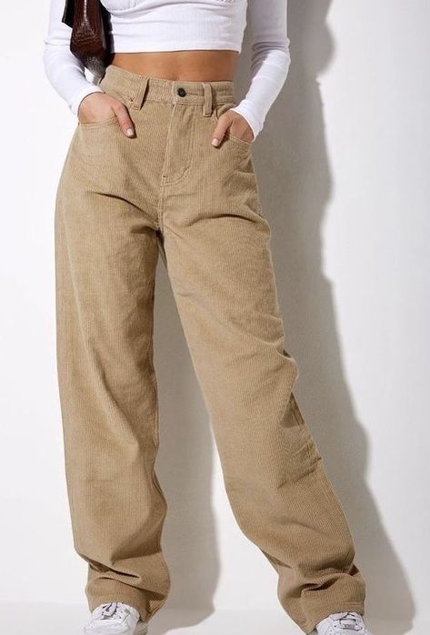 Tan Cargo Pants Outfit, Tan Pants Outfit, Brown Jeans Outfit, Light Brown Jeans, Corduroy Pants Outfit, Tan Cargo Pants, Pants Cute, Cargo Pants Outfit, Stylish Pants