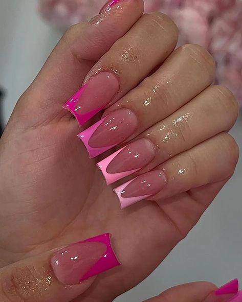 23+ Chic Hot Pink French Nail Ideas (2024) - DrExplains French Nail Ideas, Pink Acrylic Nail Designs, Pink Tip Nails, Shiny Nails Designs, Pink French Nails, Holiday Acrylic Nails, Neon Acrylic Nails, Wow Nails, French Tip Nail Designs