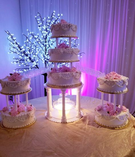 #xvcake🎀 #whippedcream #fountain Sweet 15 Butterfly Cake, Quince Cake With Fountain, 15 Quinceanera Cakes, Quince Cake Ideas Purple, Lavender Quinceanera Cake Ideas, Water Fountain Cake, 15 Cakes Quinceanera Pink, Lilac Quinceanera Cake, Cakes For Quinceanera