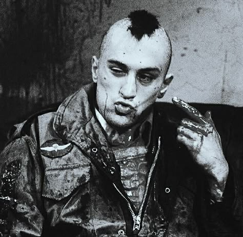 Travis Bickle, Taxi Driver 1976, Cinema Video, Septième Art, Movie Shots, Film Inspiration, Martin Scorsese, Taxi Driver, Iconic Movies