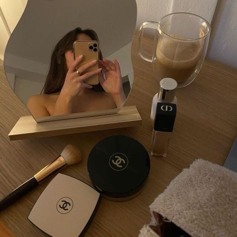 Victoria + Core, Emma Rose, Classy Aesthetic, Images Esthétiques, Beige Aesthetic, Brown Aesthetic, Instagram Inspo, Insta Photo Ideas, Aesthetic Makeup