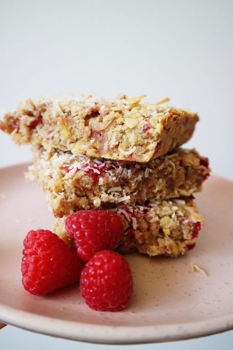 Oat Slice Recipe, Oat Slice Healthy, Morning Teas, Nutrition Student, Oat Slice, Health Bars, Slice Recipes, Beautiful Baking, Healthy Slice