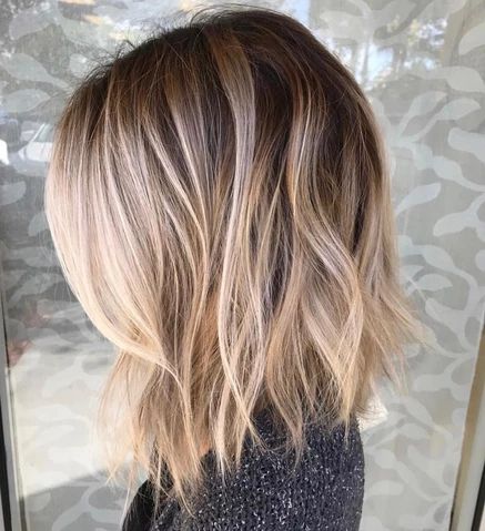 Ask the Experts: Dark Roots, Blonde Hair: The Perfect Low-Maintenance – Morgan and Morgan Medium Length Hair Cuts With Layers Mom, New Short Hairstyles, Low Maintenance Hair, Brown Blonde Hair, Long Blonde, Long Blonde Hair, Hair Tips, Cool Haircuts, Blonde Balayage