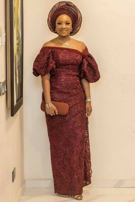 beautiful off-shoulder style Lace Styles For Wedding Guest, Lace Gown Styles Aso Ebi, Lace Gown Styles Nigerian, Asoebi Lace Styles, Lace Styles For Wedding, Aso Ebi Dresses, Aso Ebi Lace Styles, Ankara Blouse, African Party Dresses