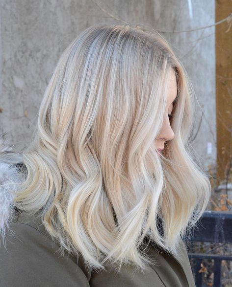 Cool Blonde Hair Colour, Kadeřnické Trendy, Cool Blonde Hair, Light Blonde Hair, Blonde Hair Inspiration, Blonde Hair Shades, Blonde Hair Looks, Hair Shades, Hair Inspiration Color