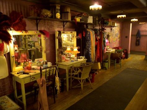 I love the look of these vanity's! from the movie sucker punch Vintage Dressing Rooms, Vintage Theatre, Sucker Punch, Makeup Rooms, Reality Of Life, Vintage Circus, Makeup Room, Dressing Room Design, Environment Design