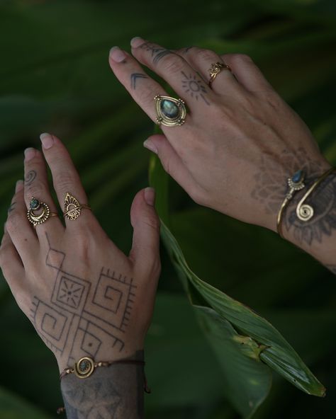 Your favourite bohemian brass rings are 𝐁𝐀𝐂𝐊 𝐈𝐍 𝐒𝐓𝐎𝐂𝐊 ✨ Shop online now at www.jaiyen.store 🌺 You can also visit us in store @jai.yen_store 🌴 . . . #bohojewelry #bohorings #bohemianjewelry #bohoring #summerjewelry #healingcrystaljewelry #lotusjewelry #moonring #moonjewelry Boho Ring Stack, Lotus Jewelry, Brass Rings, Shell Ring, Healing Crystal Jewelry, Moon Ring, Ring Stack, Ring Collection, Moon Jewelry