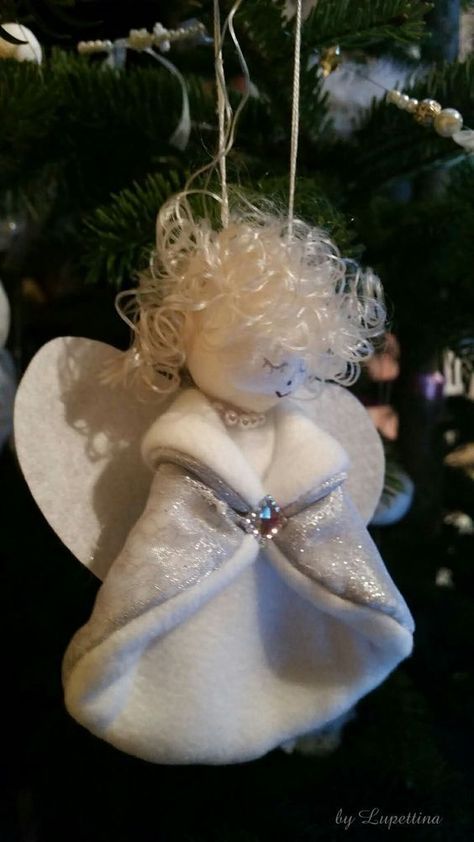 Christmas Angels Diy, Angel Wing Crafts, Angel Ornaments Diy, Diy Christmas Angel Ornaments, Diy Angel Ornaments, Shabby Chic Christmas Ornaments, Christmas Angel Crafts, Craft Food, Christmas Fabric Crafts