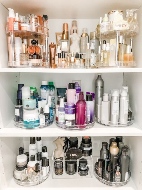 RíOrganized: Jen Atkin’s Beauty Closet — RíOrganize Bathroom Organization Hacks, Bathroom Closet Organization, Organizar Closet, Bathroom Cabinet Organization, Bathroom Closet, Home Storage Solutions, Beauty Organization, Beauty Storage, Personal Care Products