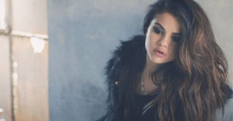 The 20 Sexiest GIFs Ever of Selena Gomez - Maxim Selena Gomez Gif, Selena Selena, Willa Holland, Selena And Taylor, Selena Gomez Photoshoot, Hanna Marin, Selena G, Young Avengers, Phoebe Tonkin