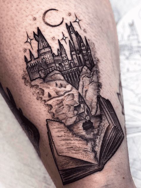 Hogwarts Tattoo Design Images (Hogwarts Ink Design Ideas) Harry Potter Knight Bus Tattoo, Harry Potter Tattoos Hogwarts Castle, Hogwarts Skyline Tattoo, Hogwarts Tattoo Design, Harry Potter Book Tattoo Ideas, Harry Potter Books Tattoo, Hogwarts Legacy Tattoo, Hogwarts Letter Tattoo, Harry Potter Book Tattoo