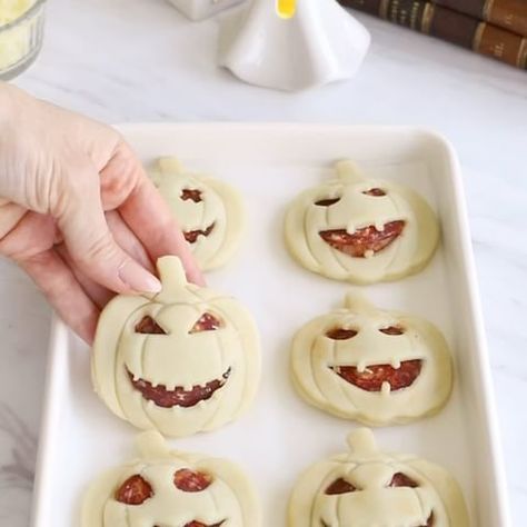 Joyce Mrad | Ghost Linzer Cookies 👻 Make these cookies without any specialty cookie cutter—just use a heart-shaped cutter and a piping tip to create... | Instagram Piping Tip, Linzer Cookies, Piping Tips, Piping, Ghost, To Create, Instagram